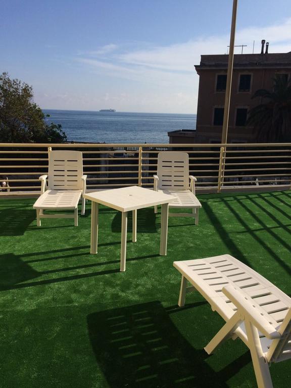 Gaslini Vicinissimo - Casa Dello Zio Hotel Genova Exterior foto